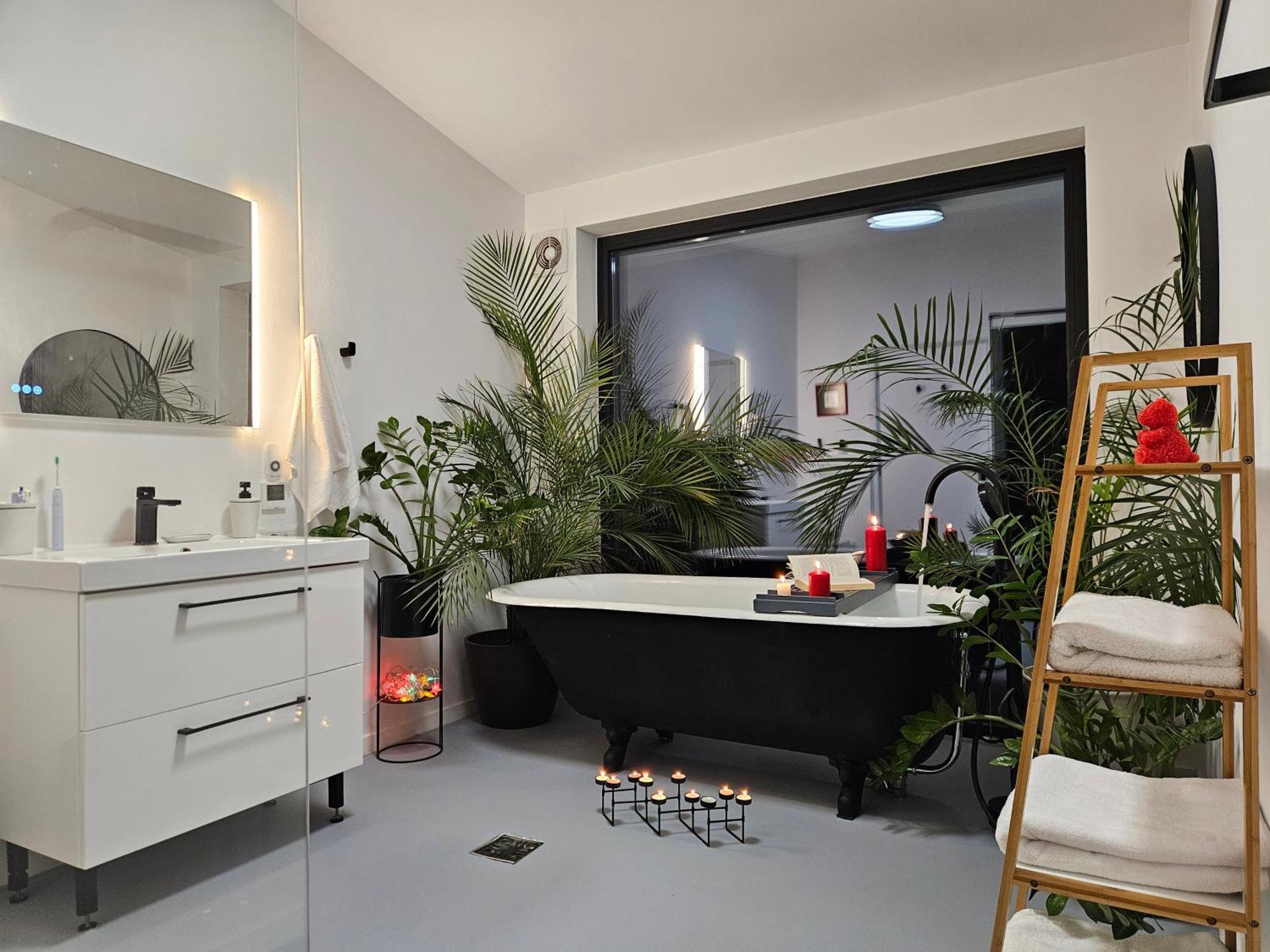 Black Walnut House With Indoor Outdoor Fireplace Izvoarele  ภายนอก รูปภาพ