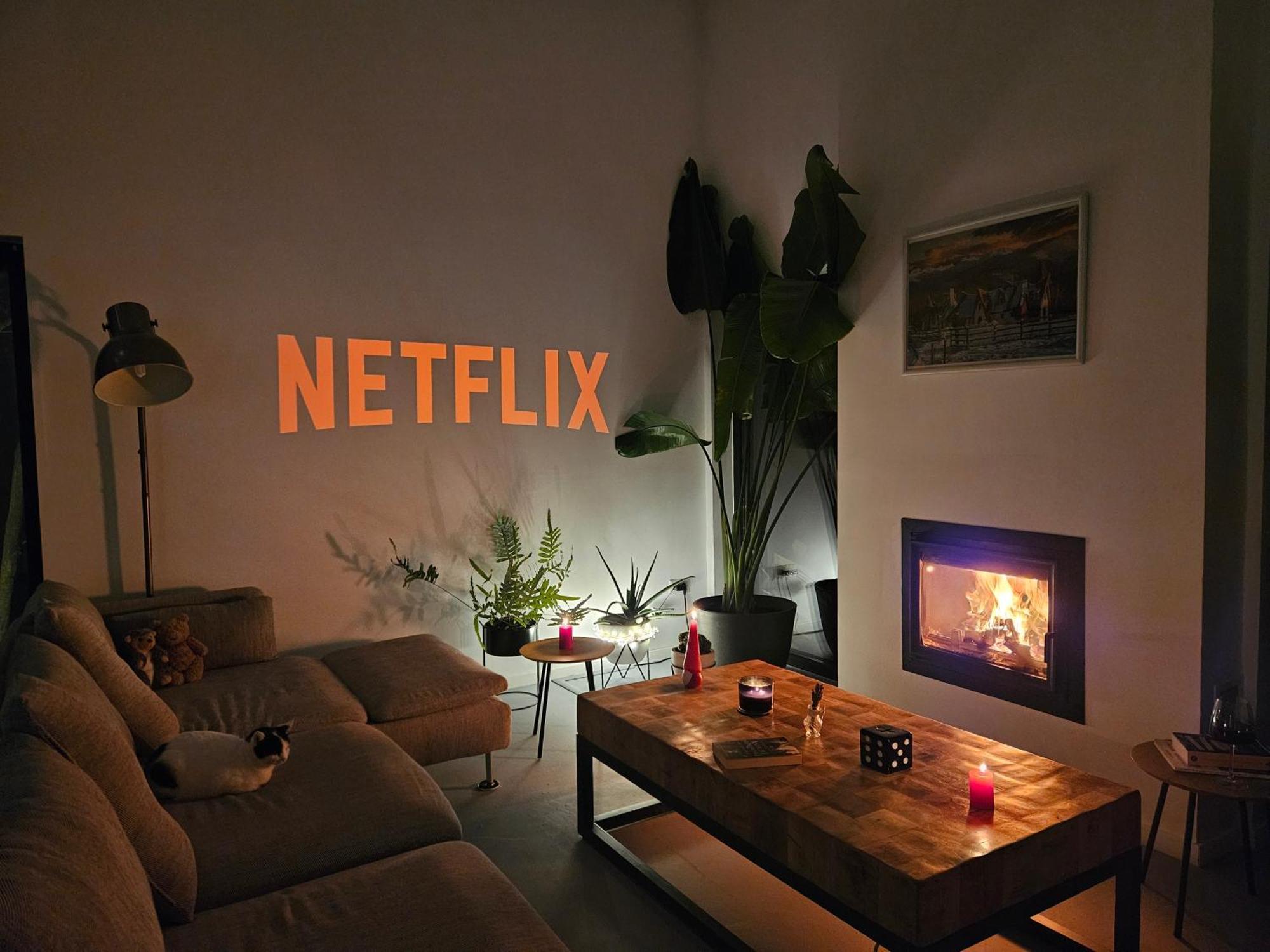 Black Walnut House With Indoor Outdoor Fireplace Izvoarele  ภายนอก รูปภาพ