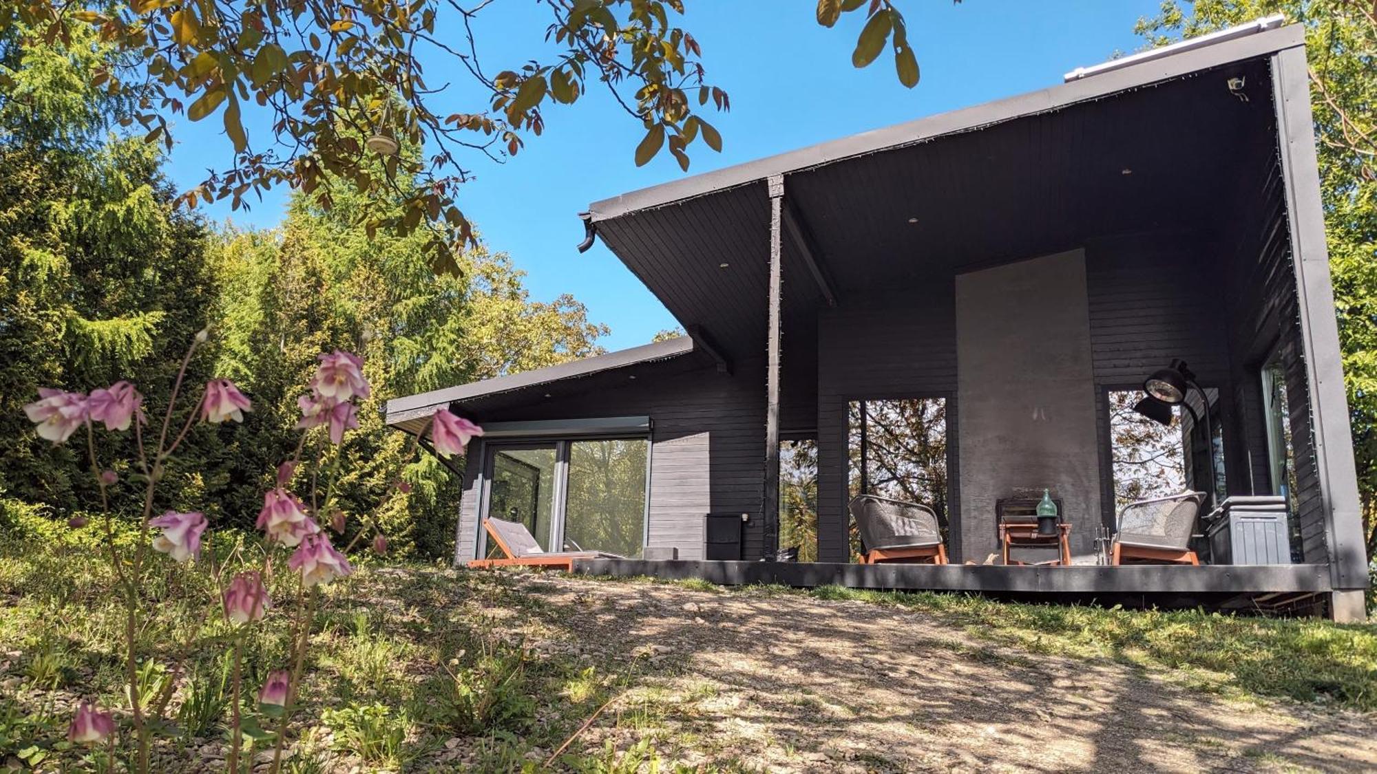 Black Walnut House With Indoor Outdoor Fireplace Izvoarele  ภายนอก รูปภาพ